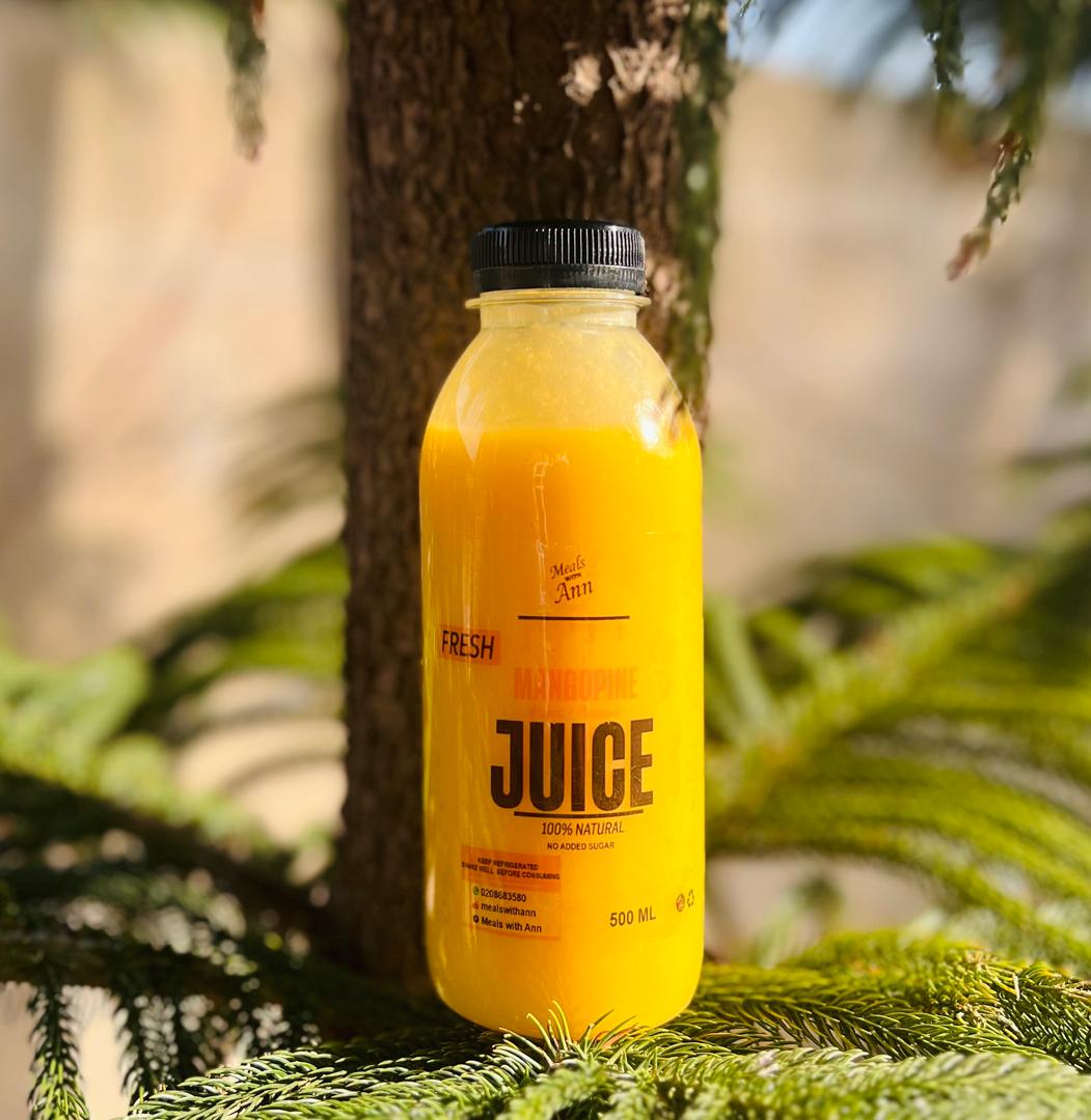 Fresh Mangopine natural juice